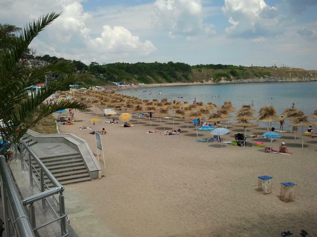 Vila Riviera Chernomorets Exterior foto